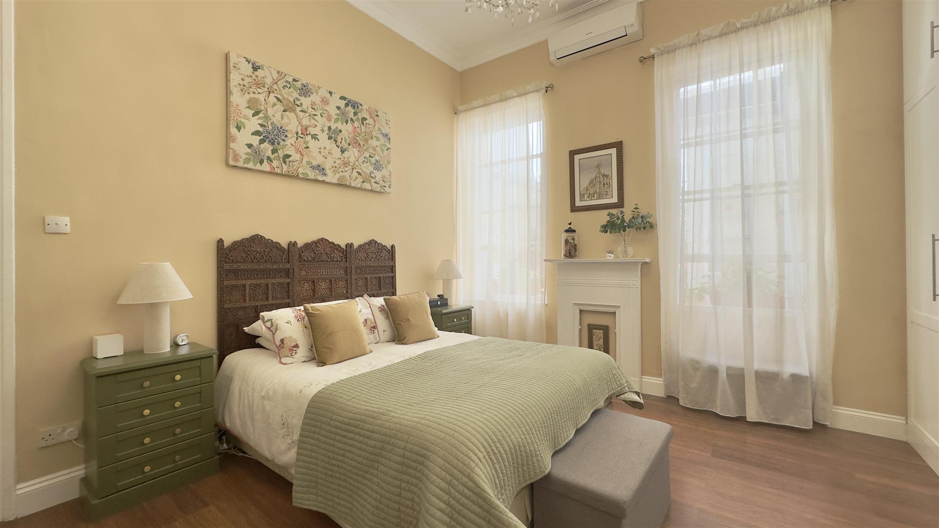  Image of Apartment - 3 Bedrooms - 1 Bathrooms for Sale in Town Area-Gibraltar, Image 6